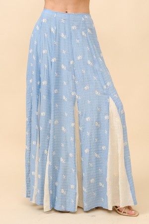 35041S / Blue B<br/>Embroidered Contrast Slash Panel Maxi Skirt